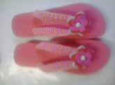 CHINELO HAVAIANAS  TOP REVESTIDO EM CROCHÊ FLORES