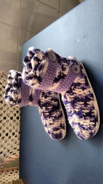 BOTA DE CROCHÊ - LILAS MESCLADA