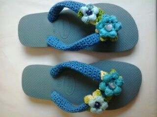 CHINELO HAVAIANAS TOP REVESTIDO EM CROCHÊ FLOR